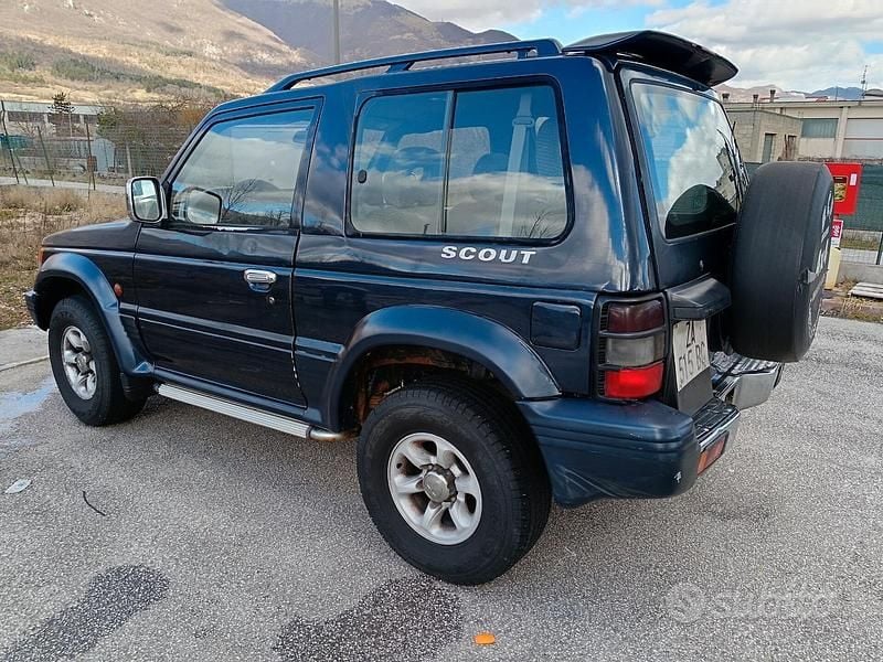 Blu Usata 1997 Mitsubishi Pajero Select SUV | 5990 € (Super prezzo) - Immagine 1/4