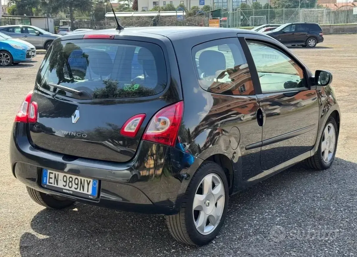Usata Renault Twingo 75 CV (55 kW) 2012 Nero Utilitaria