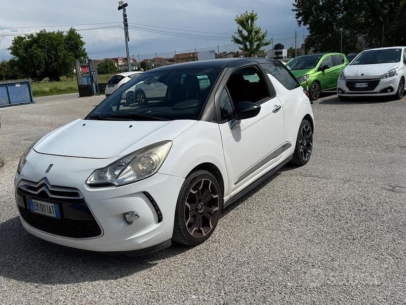 Usata DS Automobiles DS3 67 CV (49 kW) 2012 Bianco Coupé