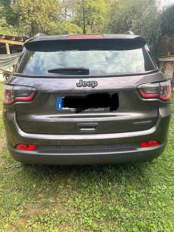 Usata Jeep Compass Night Eagle 140 CV (102 kW) 2019 Marrone SUV
