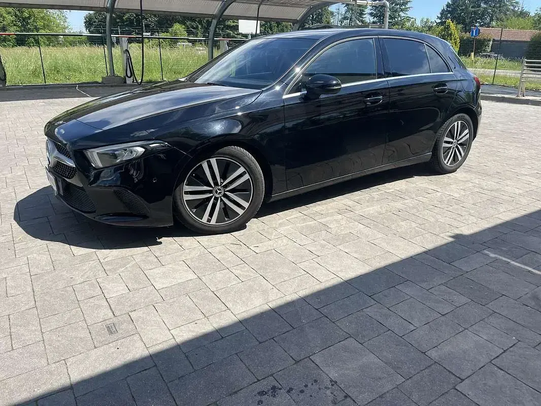 Usata Mercedes A180 Business 116 CV (85 kW) 2020 Berlina