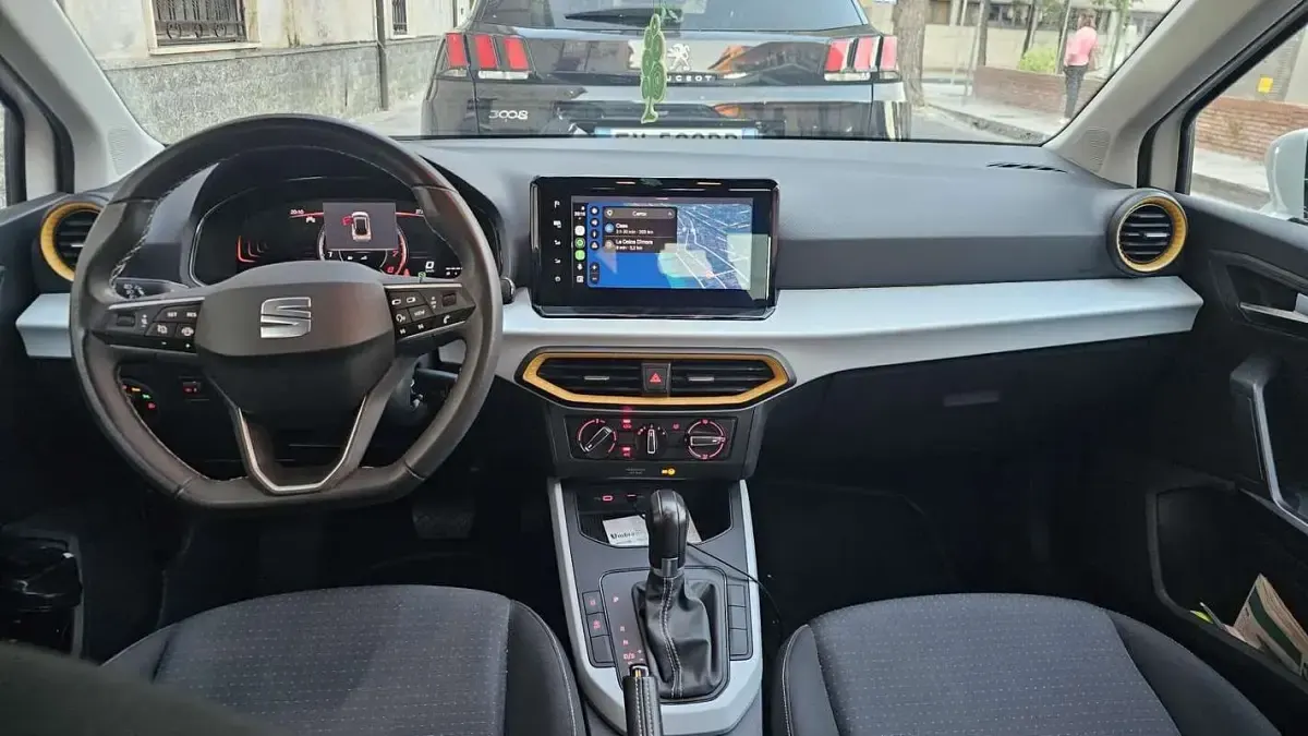 Usata Seat Arona Style 110 CV (80 kW) 2023 Bianco SUV