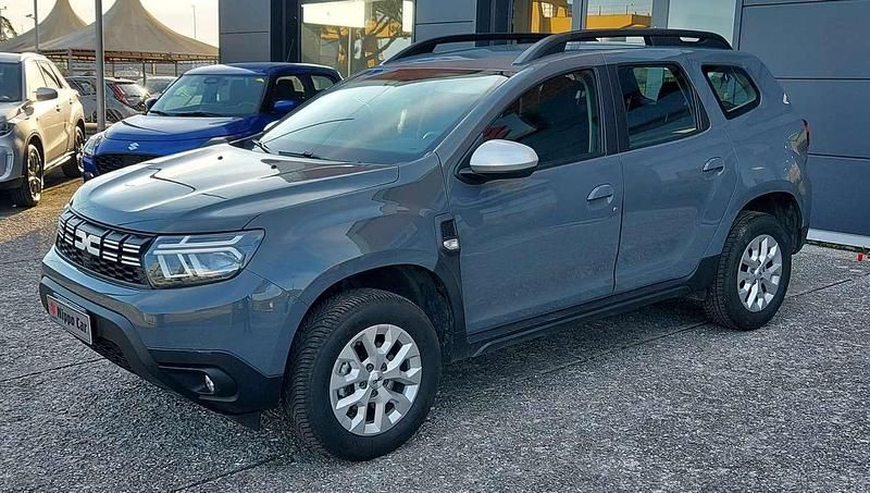 Usata Dacia Duster Comfort 101 CV (74 kW) 2023 Grigio SUV