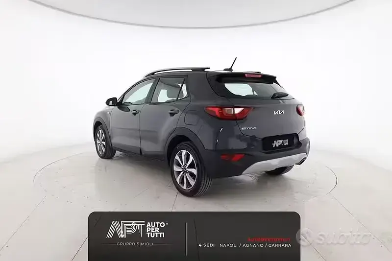 Usata Kia Stonic Style 84 CV (61 kW) 2023 Grigio SUV