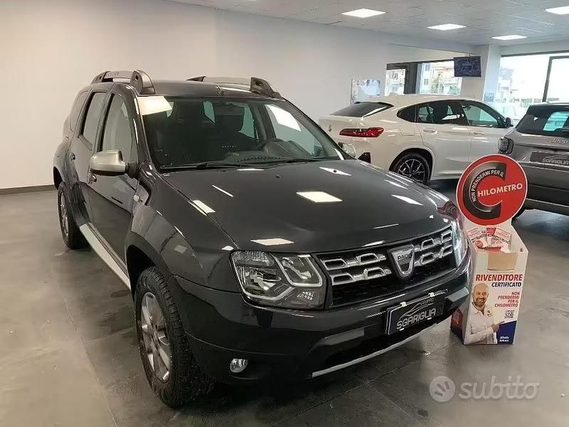 Usata Dacia Duster Prestige 110 CV (80 kW) 2015 Grigio SUV