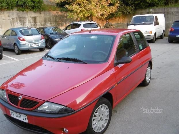 Lancia ypsilon 1998