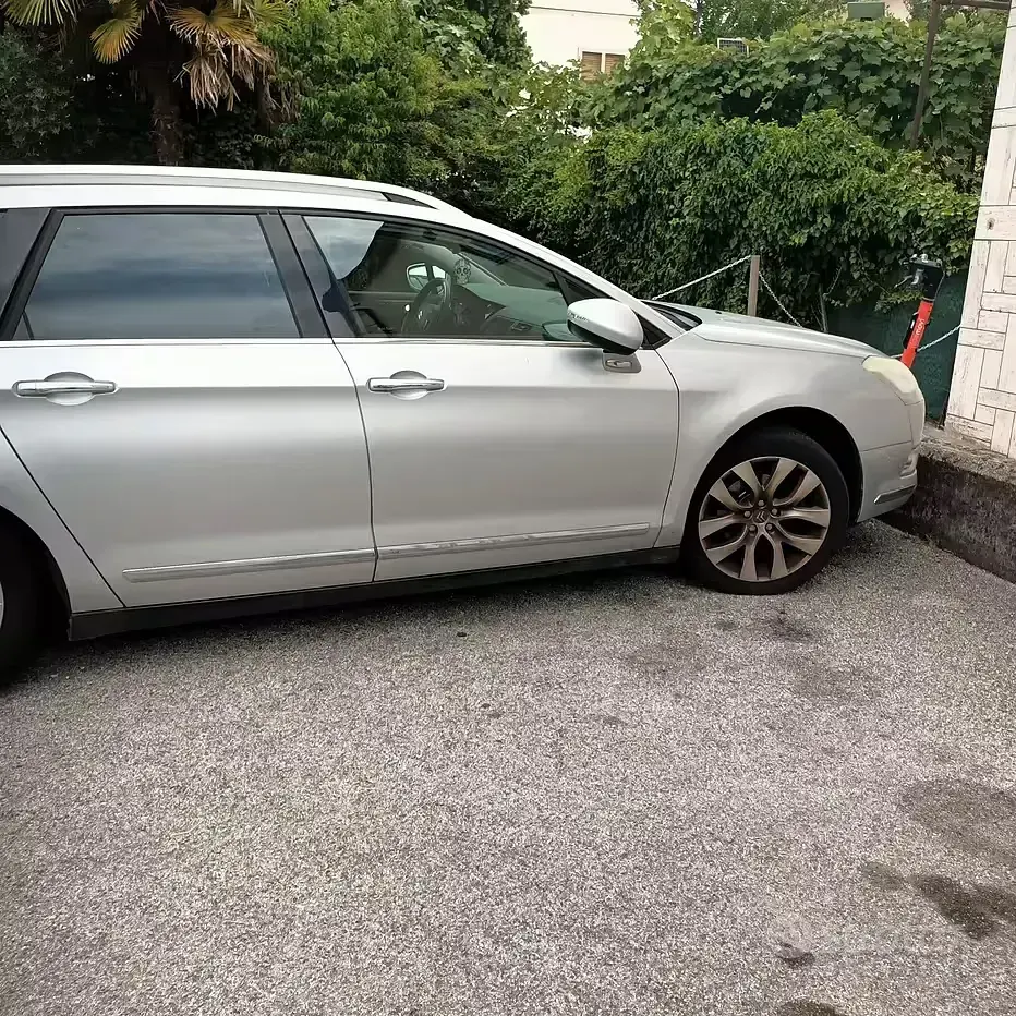 Usata Citroën C5 140 CV (102 kW) 2010 Grigio Station wagon