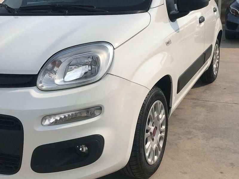 Usata Fiat Panda Easy 95 CV (69 kW) 2019 Bianco Utilitaria
