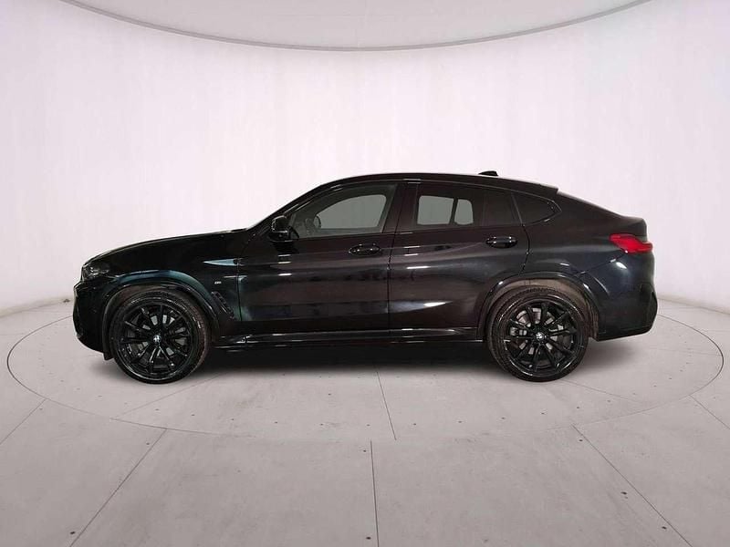 Begagnad BMW X4 M Sport 190 HK (139 kW) 2025 Svart SUV