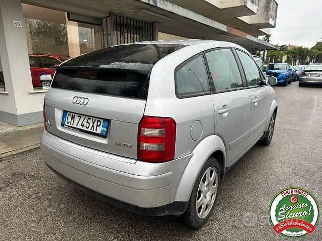 Usata Audi A2 Comfort 90 CV (66 kW) 2004 Grigio Utilitaria