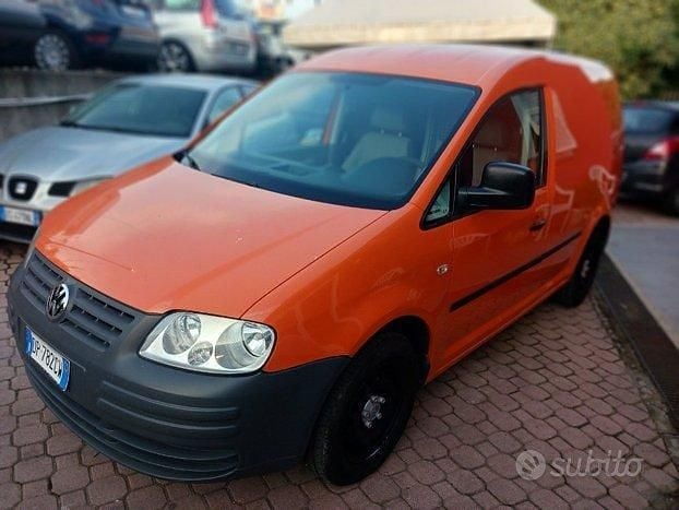 Usata 2008 VW Caddy Monovolume | 5800 € (Buon prezzo) - Immagine 1/4