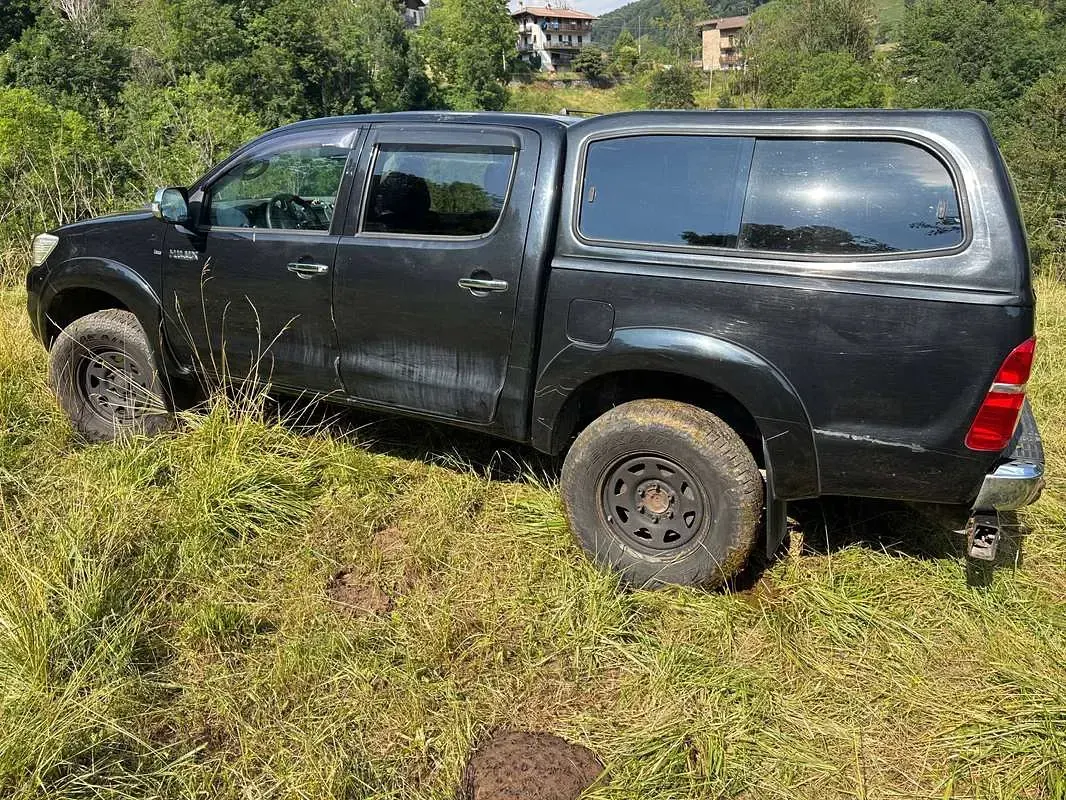 Usata Toyota HiLux 144 CV (105 kW) 2014 Nero Pick-up