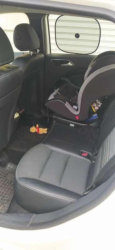 Usata Mercedes B180 109 CV (80 kW) 2019 Bianco Monovolume