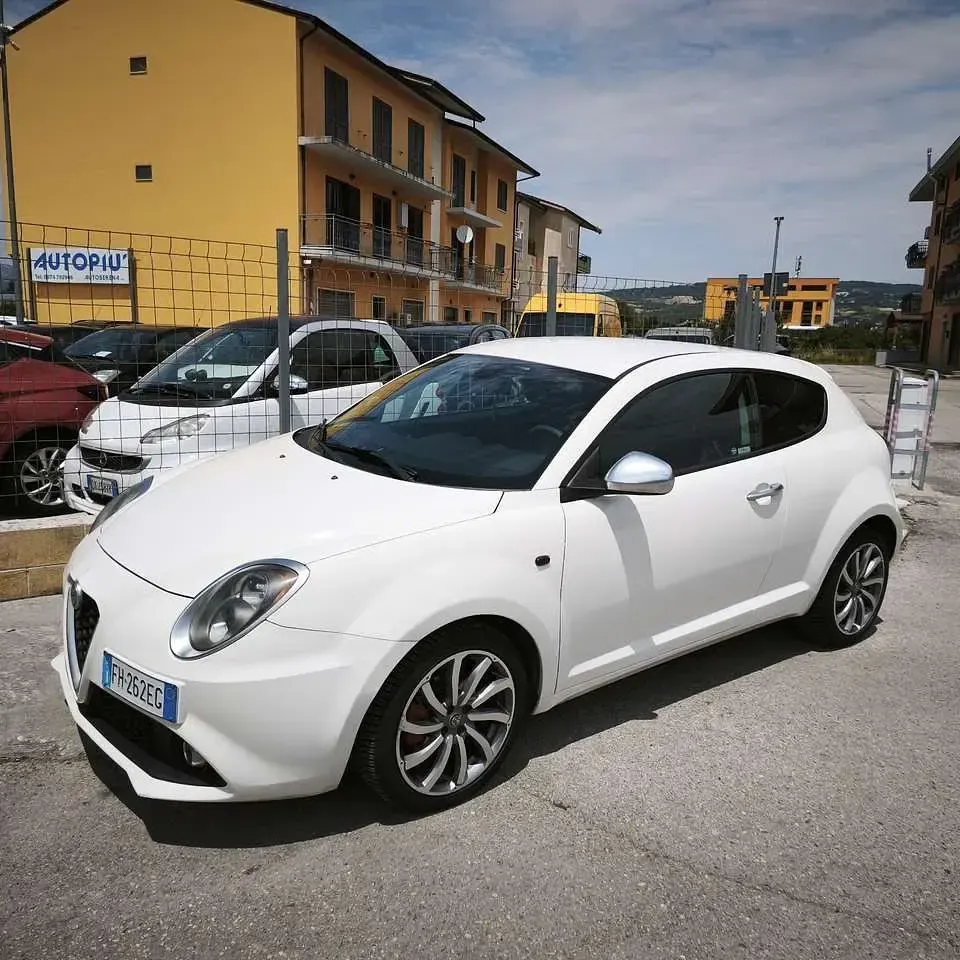 Usata Alfa Romeo MiTo Distinctive 95 CV (69 kW) 2012 Other Utilitaria