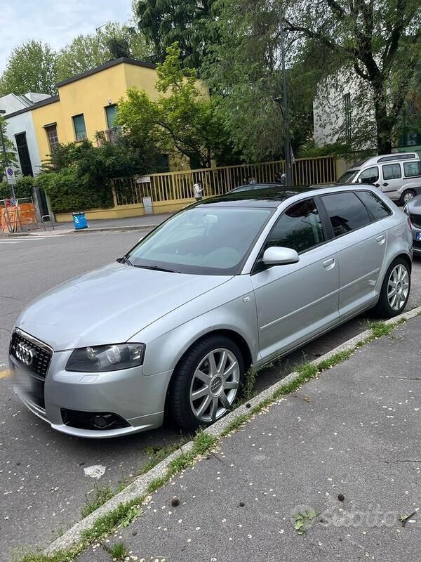 Grigio Usata 2008 Audi A3 S-Line Due volumi | 4500 € (Buon prezzo) - Immagine 1/4