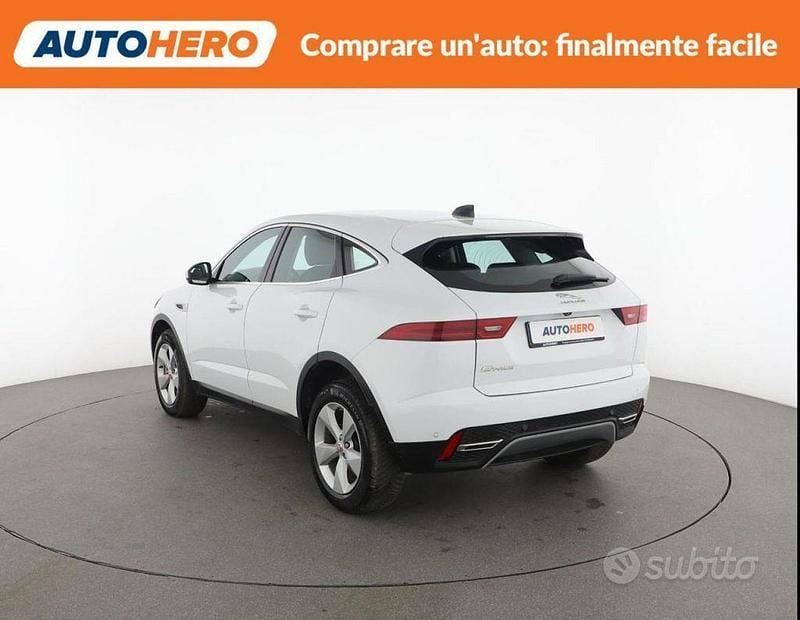 Usata Jaguar E-Pace R-Dynamic 163 CV (119 kW) 2022 Bianco SUV