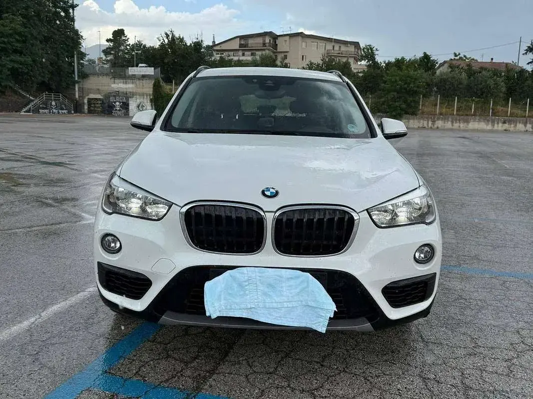 Usata BMW X1 Advantage 190 CV (139 kW) 2017 Bianco SUV