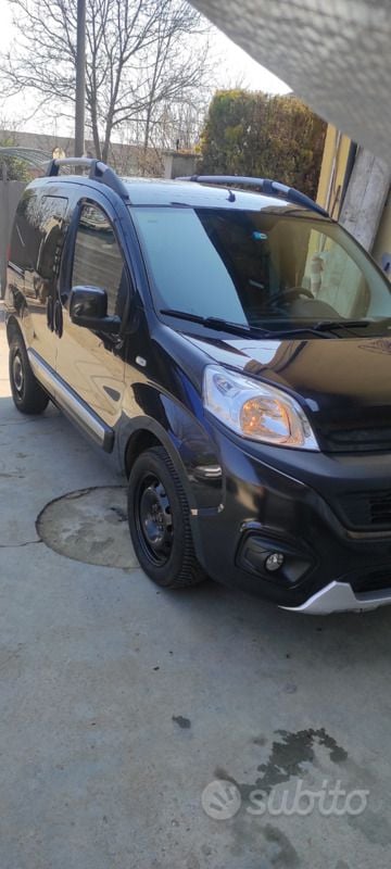 Usata Fiat Qubo Trekking 80 CV (58 kW) 2018 Nero Monovolume