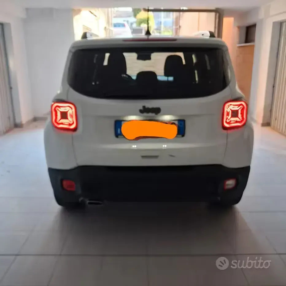 Usata Jeep Renegade 80th Anniversary 130 CV (95 kW) 2021 Bianco SUV