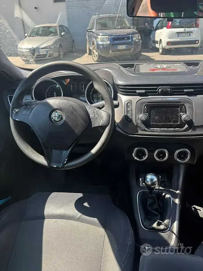 Usata Alfa Romeo Giulietta 105 CV (77 kW) 2014 Utilitaria