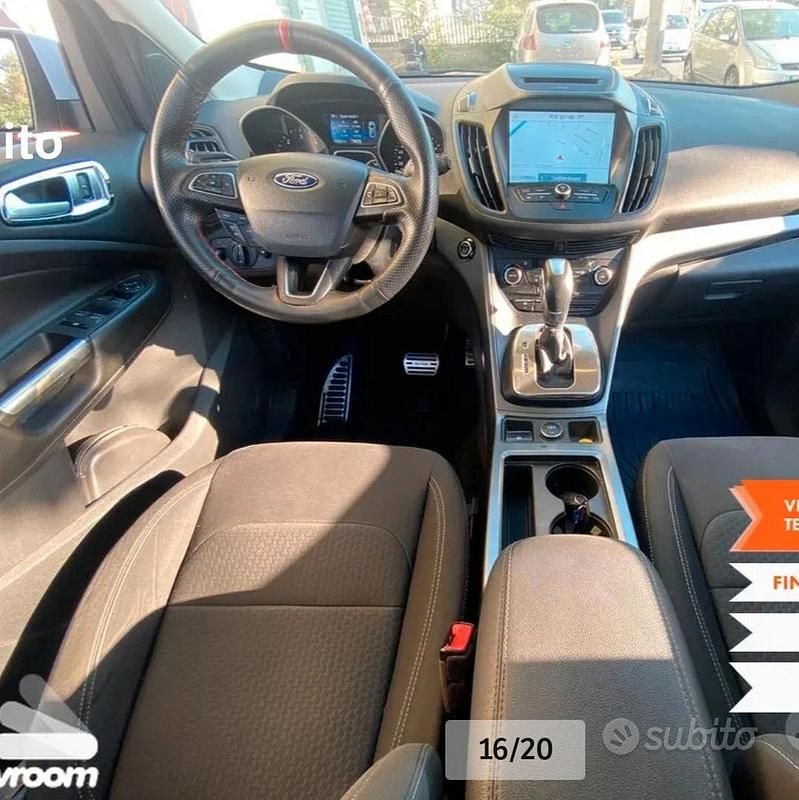 Usata Ford Kuga 120 CV (88 kW) 2017 Bianco SUV