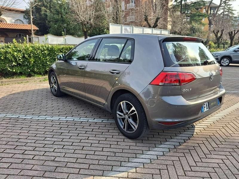 Usata VW Golf VII Trendline 90 CV (66 kW) 2015 Grigio Berlina