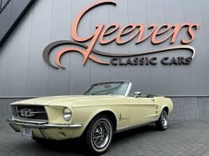 Usata Ford Mustang 225 CV (165 kW) 1967 Giallo Cabrio