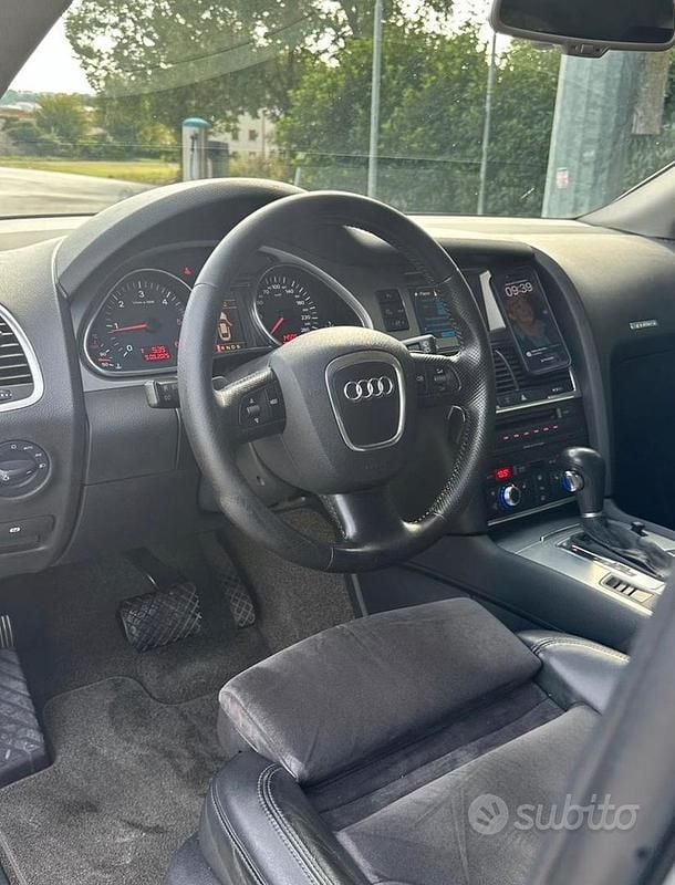 Usata Audi Q7 S-Line 233 CV (171 kW) 2007 Grigio SUV