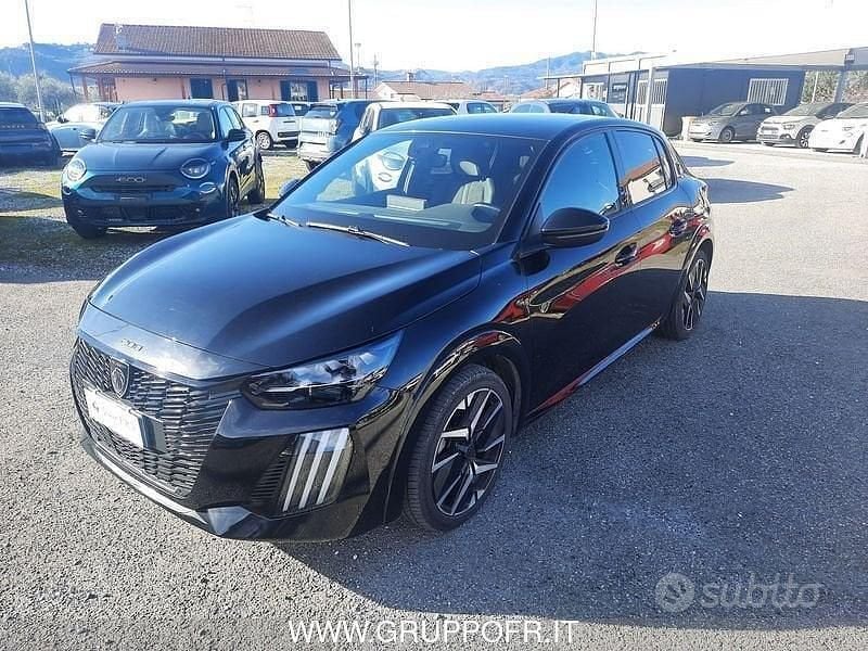 Usata Peugeot 208 GT 101 CV (74 kW) 2024 Utilitaria