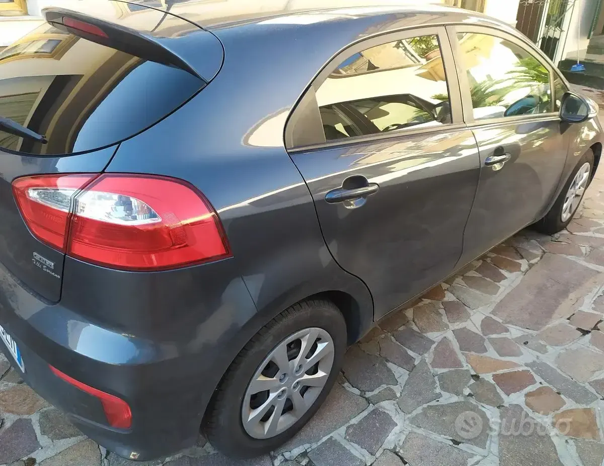 Usado Kia Rio 75 CV (55 kW) 2016 Utilitario