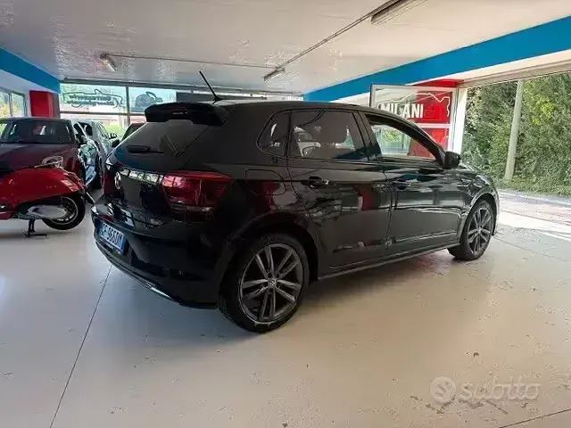 Usata VW Polo Highline 95 CV (69 kW) 2019 Nero Utilitaria