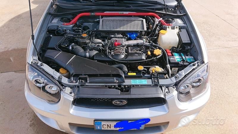 Usata Subaru Impreza 224 CV (164 kW) 2004 Grigio Berlina