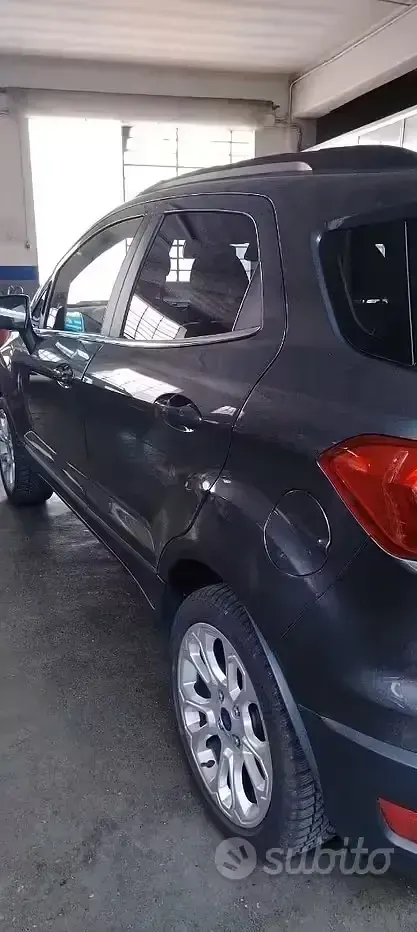 Occasion Ford Ecosport 125 ch (91 kW) 2022 Gris SUV