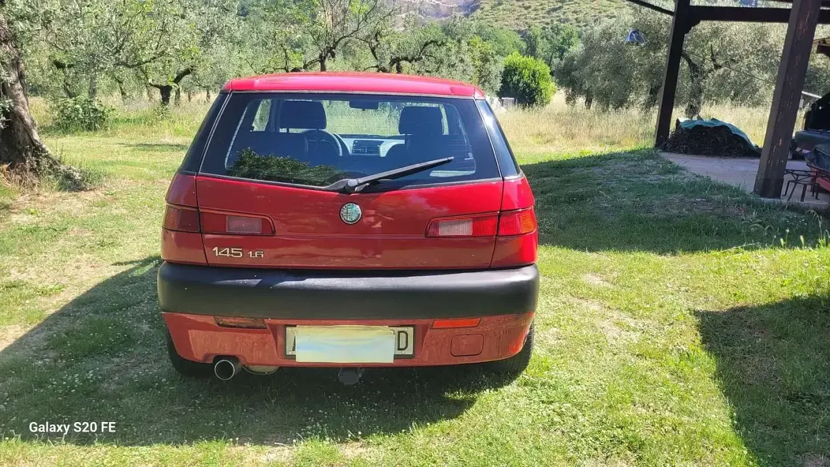 Usata Alfa Romeo 145 103 CV (75 kW) 1995 Utilitaria