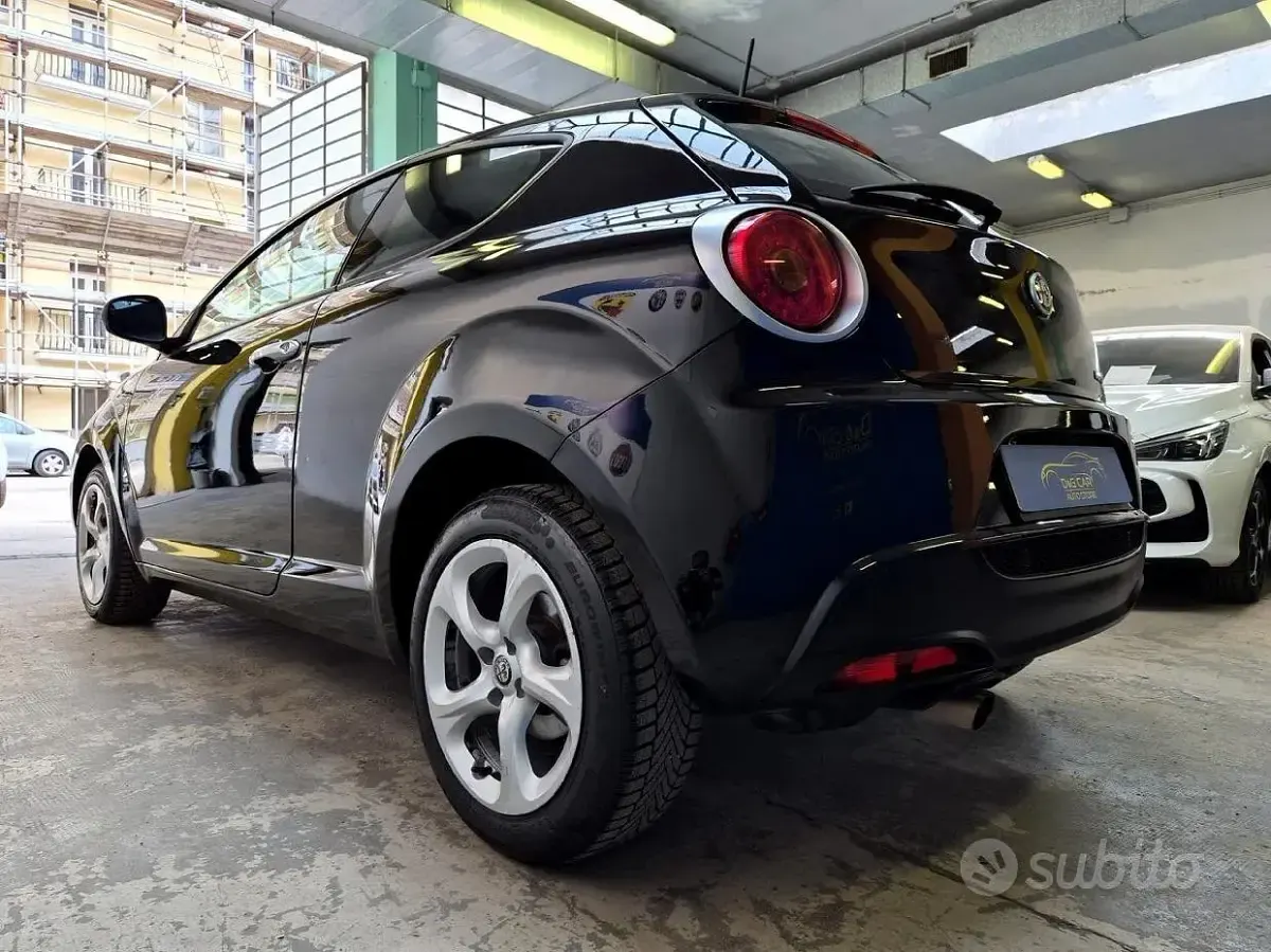 Usata Alfa Romeo MiTo Super 77 CV (56 kW) 2017 Nero Utilitaria