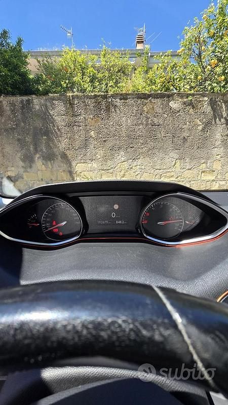 Usata Peugeot 308 Allure 130 CV (95 kW) 2018 Berlina