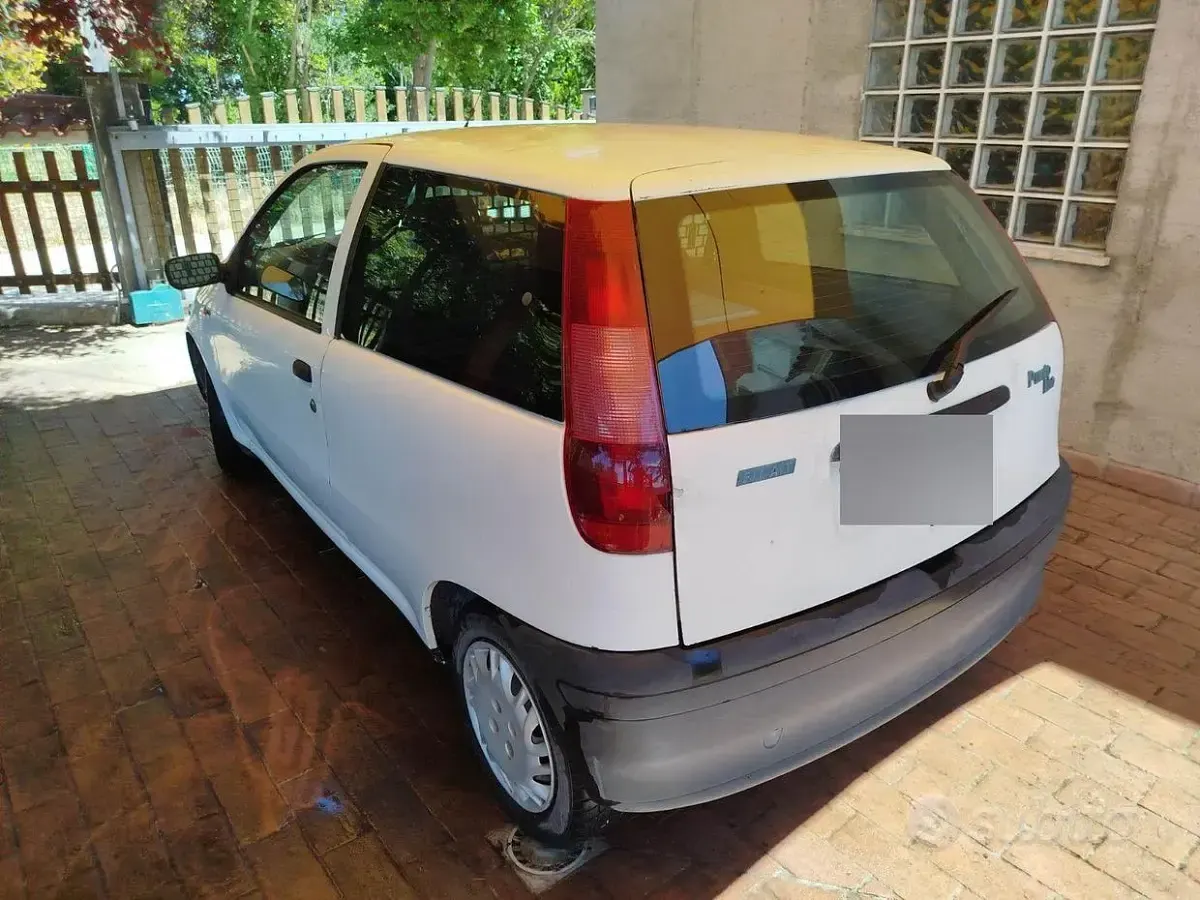 Usata Fiat Punto 71 CV (52 kW) 1997 Bianco Furgone