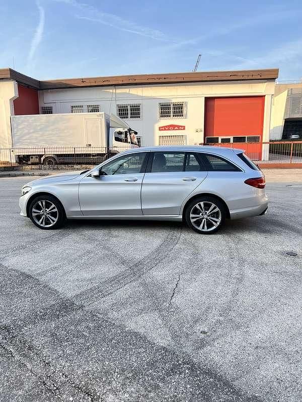 Usata Mercedes C250 Exclusive 204 CV (150 kW) 2015 Station wagon
