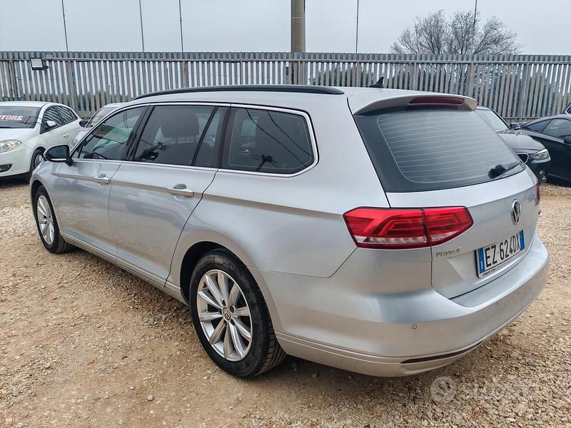 Usata VW Passat Comfortline 120 CV (88 kW) 2015 Grigio Berlina