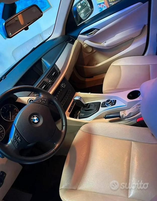 Usata BMW X1 143 CV (105 kW) 2011 Marrone SUV