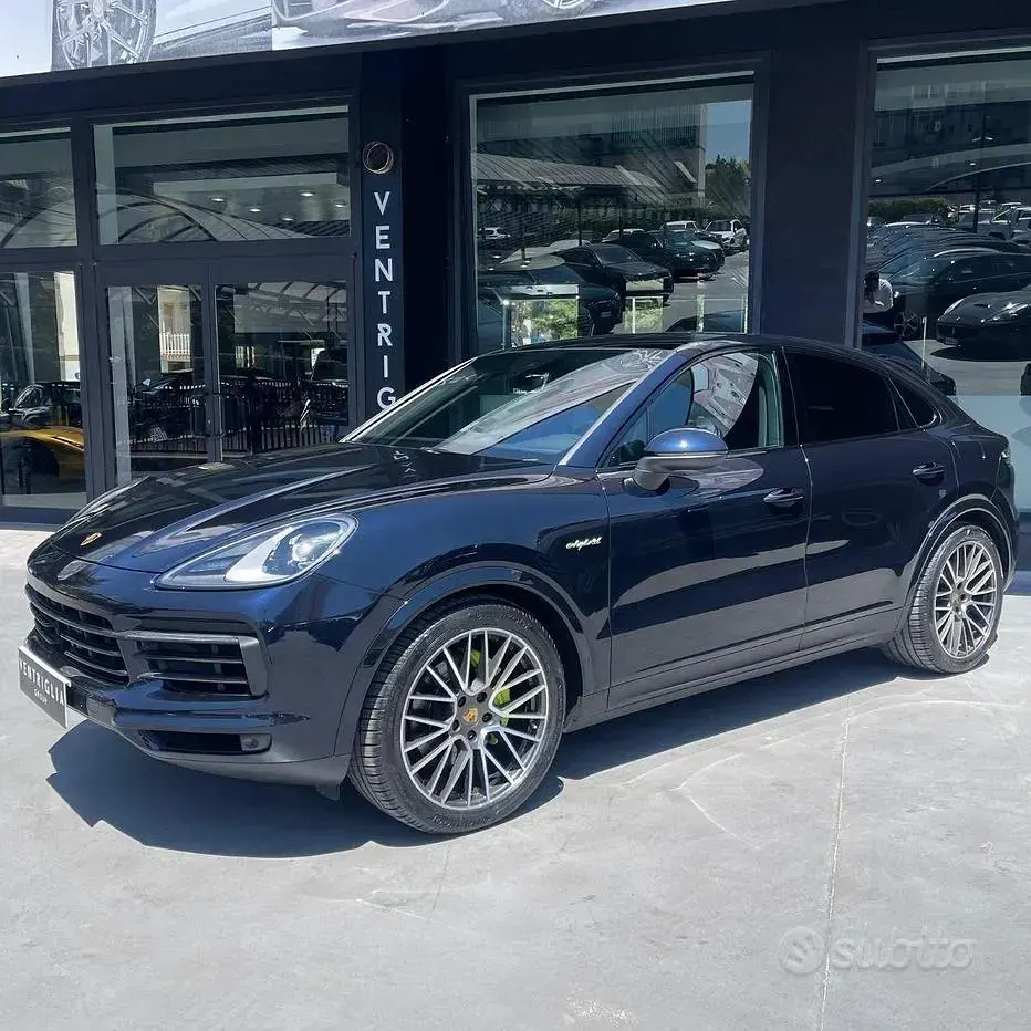 Usata Porsche Cayenne 462 CV (339 kW) 2021 Blu SUV