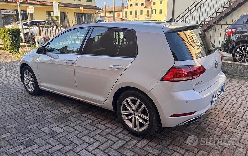 Usata VW Golf VII Business 116 CV (85 kW) 2018 Bianco Berlina