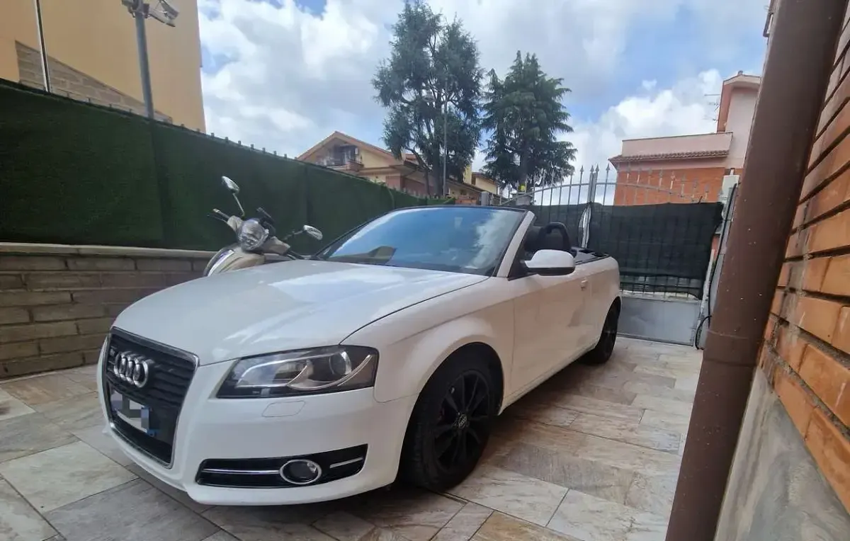 Usata Audi A3 Cabriolet Attraction 140 CV (102 kW) 2012 Cabrio