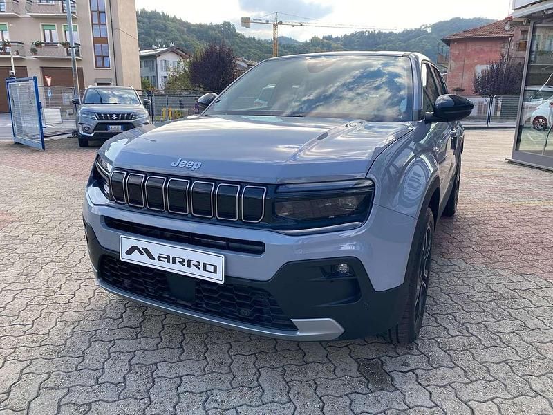 Usata Jeep Avenger Summit 101 CV (74 kW) 2024 Bronzo SUV