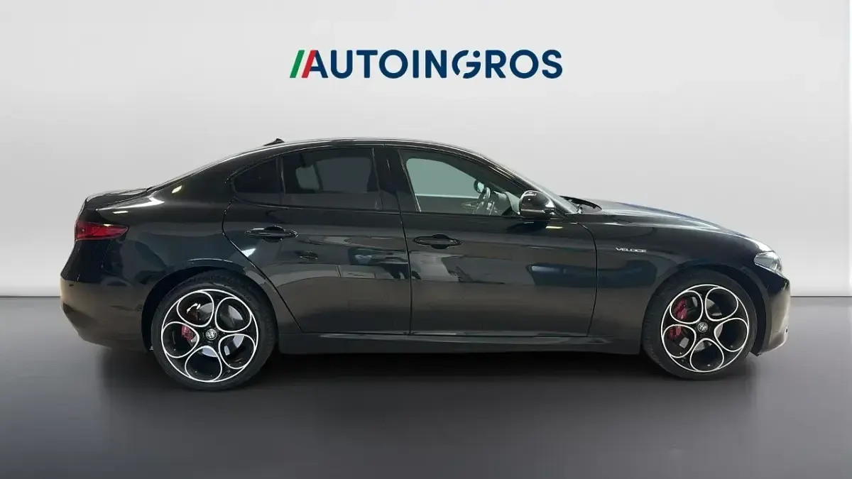 Usata Alfa Romeo Giulia Veloce 211 CV (155 kW) 2022 Nero Berlina
