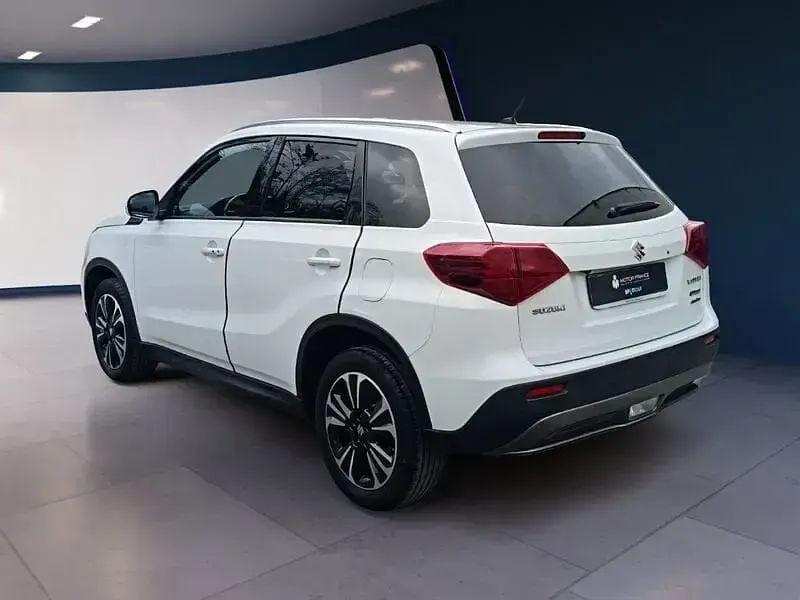 Usata Suzuki Vitara 129 CV (94 kW) 2021 Bianco SUV