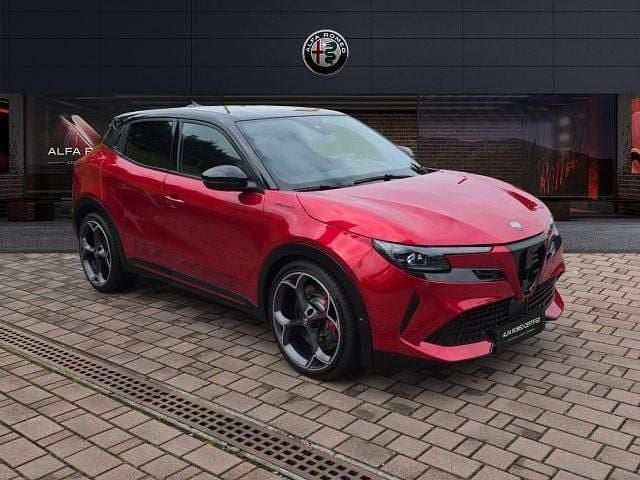 Second-hand Alfa Romeo Junior Veloce 205 kW (280 CP) 2024 Roșu SUV