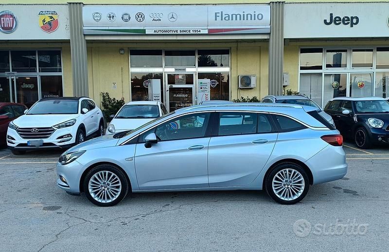 Usata Opel Astra Innovation 110 CV (80 kW) 2018 Blu Station wagon