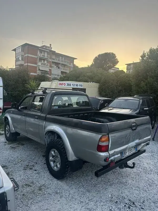 Usata Mitsubishi L200 99 CV (72 kW) 1999 Pick-up