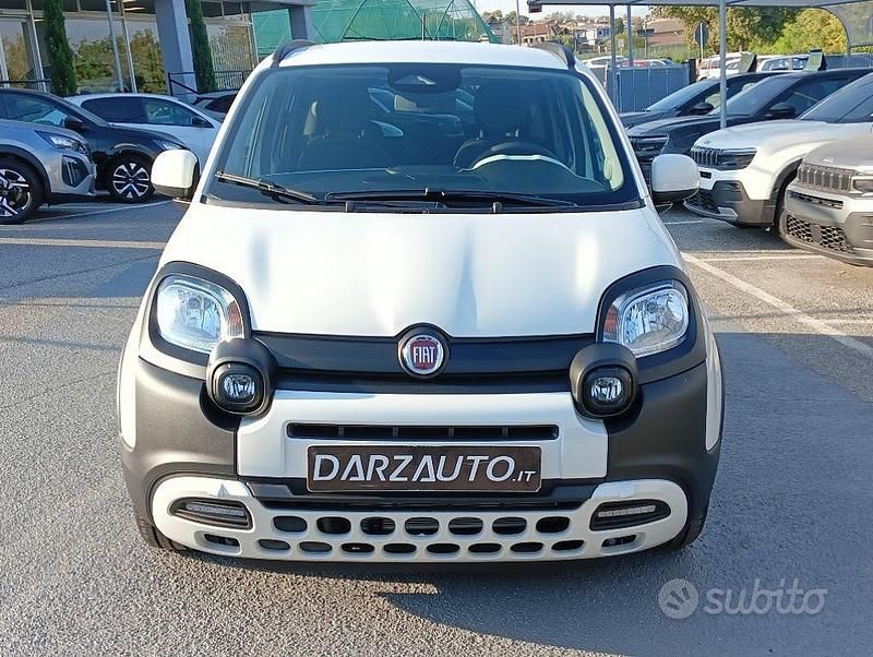 Nuova Fiat Panda Cross Cross 69 CV (50 kW) 2025 Bianco pastello Utilitaria